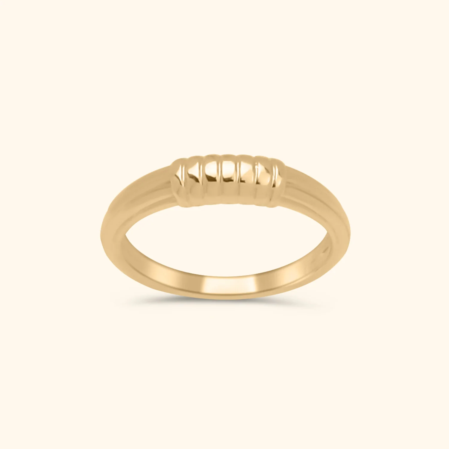 Ribbed Band Ring